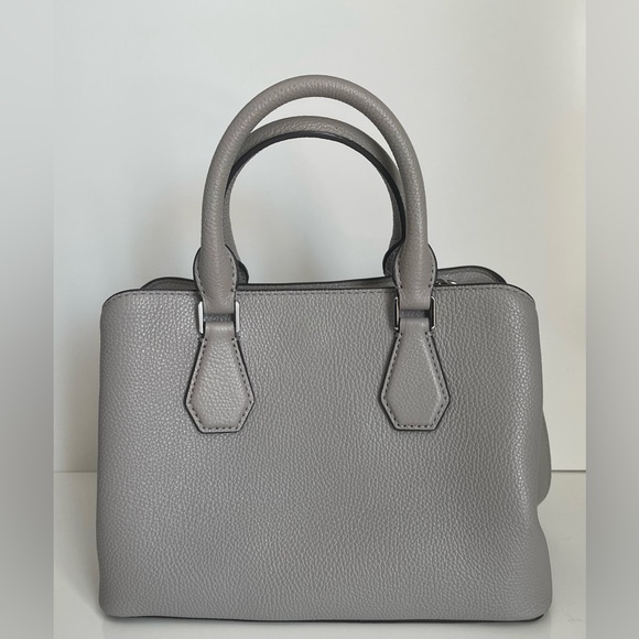 ⭐️ Host Pick ⭐️ BNWT Michael Kors Pearl Grey Camille Small Leather Satch… - Picture 2 of 9